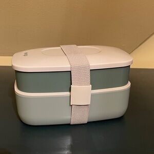 Bentgo Green and White Lunch Box silverware not included